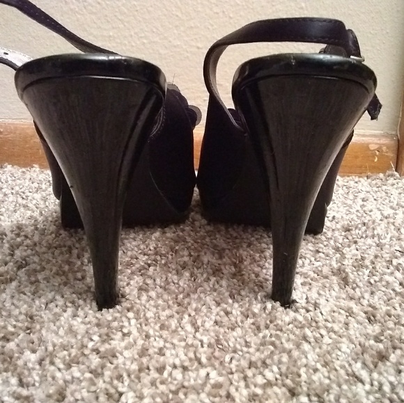 *Final Sell Price* Unlisted Heels - Picture 2 of 5